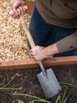 Gardener’s Lifetime Perennial Spade With Short T-Handle 11 Gardener’s Lifetime Perennial Spade With Short T-Handle -Garden Care Store 8600310 3318 tif